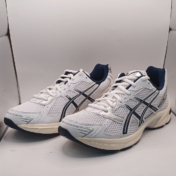 NEW Asics Gel 1130 Sneakers-White/Midnignt Size M:9.6 W:11 US
